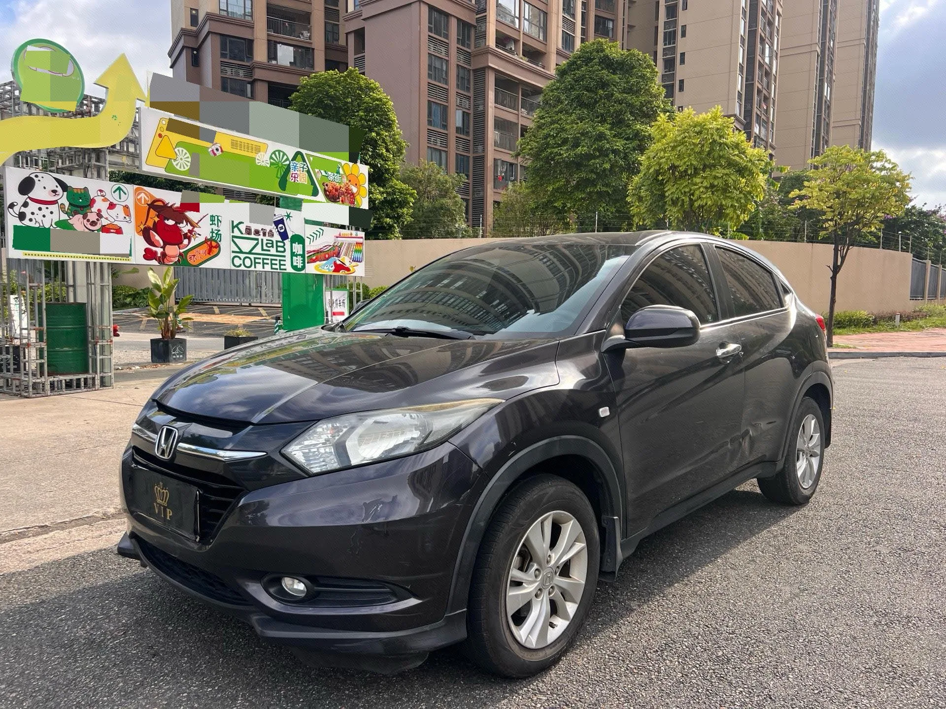 Honda 2015 Vezel 1.8 Front-Wheel Drive Elite Manual Transmission