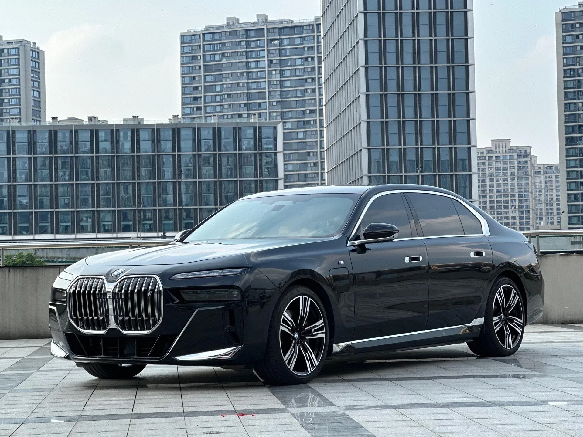 2023 BMW i7 (Imported) i7 eDrive50L M Sport Package Automatic
