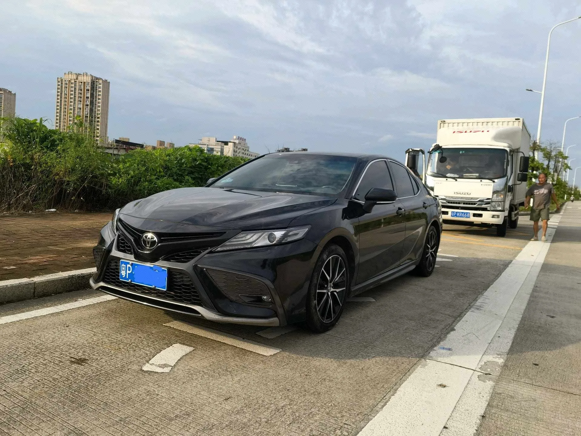 Camry 2022 2.0S Knight Edition