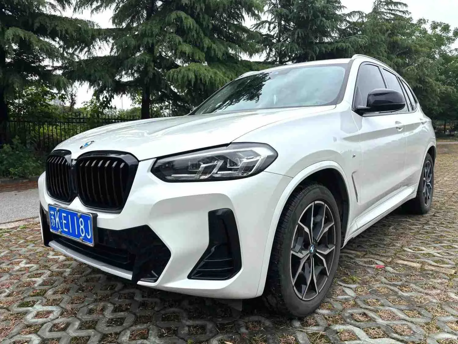 2022 BMW X3 xDrive25i M Sport Package