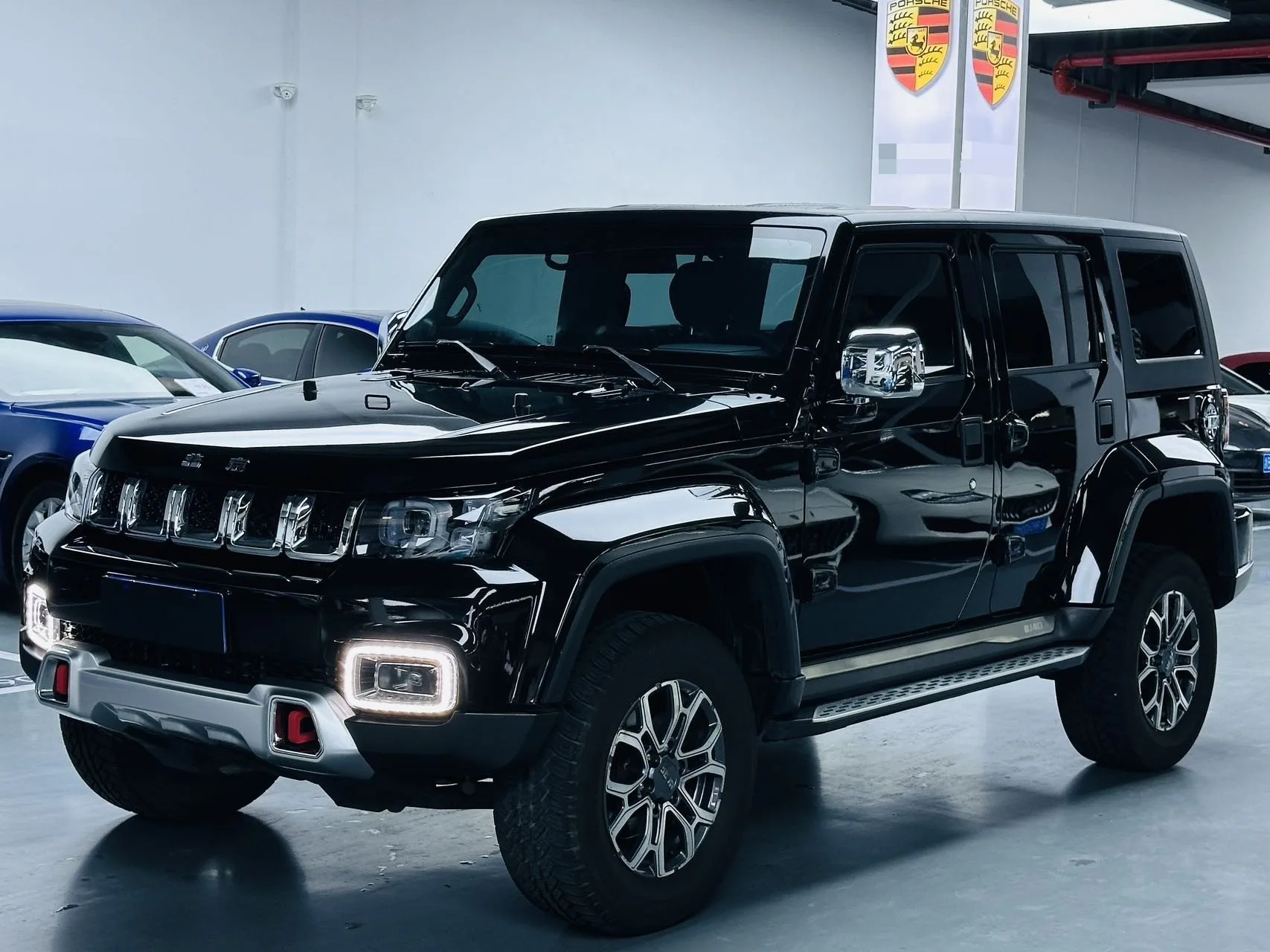 2024 Beijing BJ40 2.0T City Hunter Glory Edition Automatic