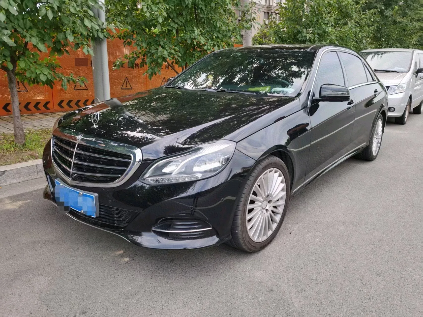2015 Mercedes-Benz E-Class Facelift E 260 L Luxury