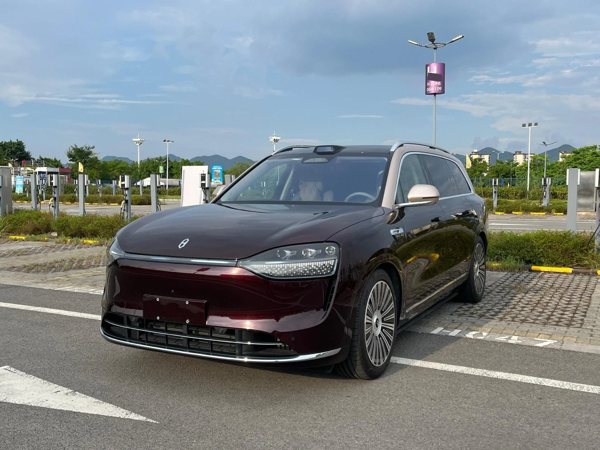 AITO 2025 Model M9 Extended Range Ultra Edition 52kWh 6-Seater Automatic Transmission