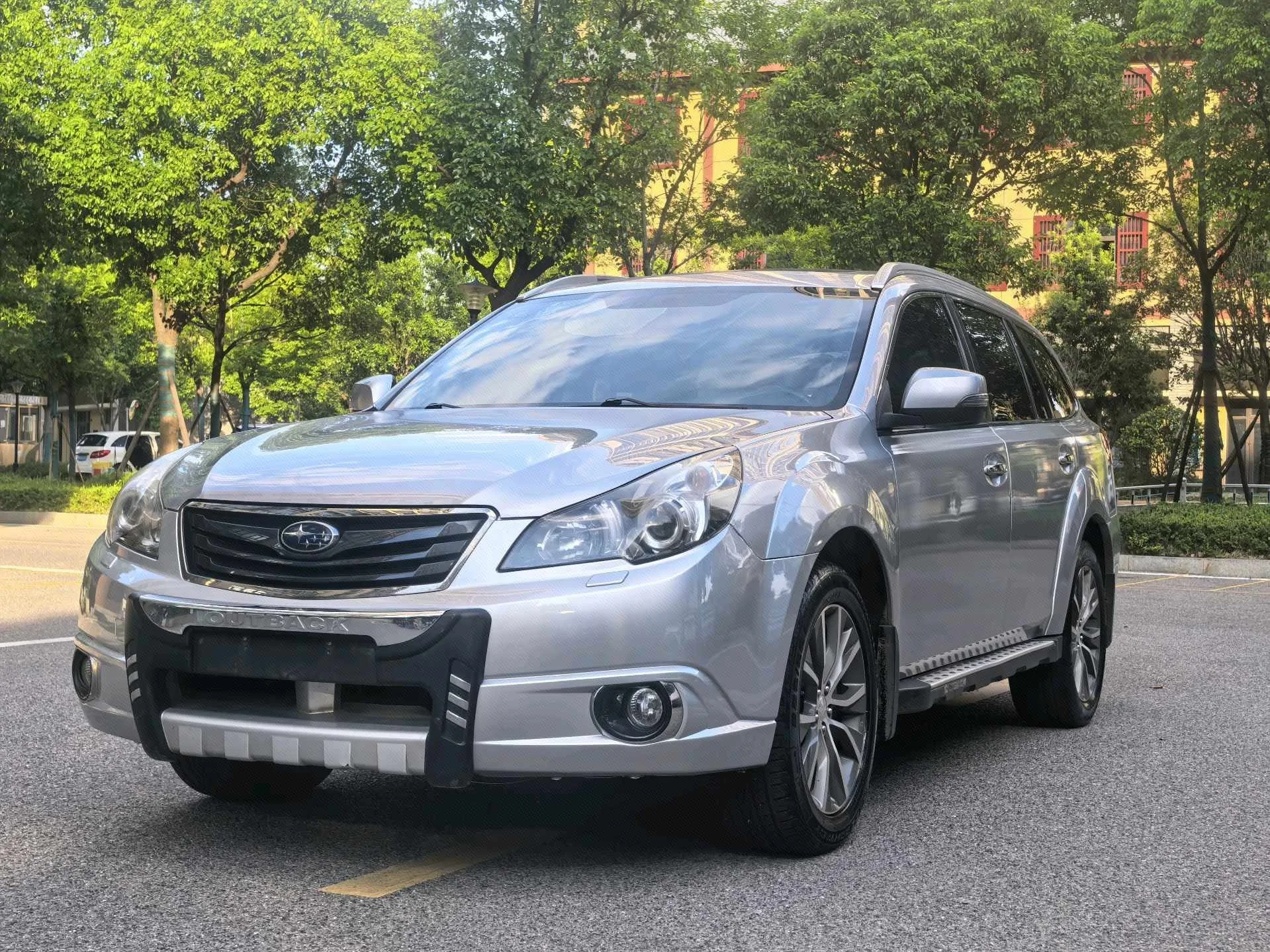 2012 Subaru Outback 2.5i Luxury Edition