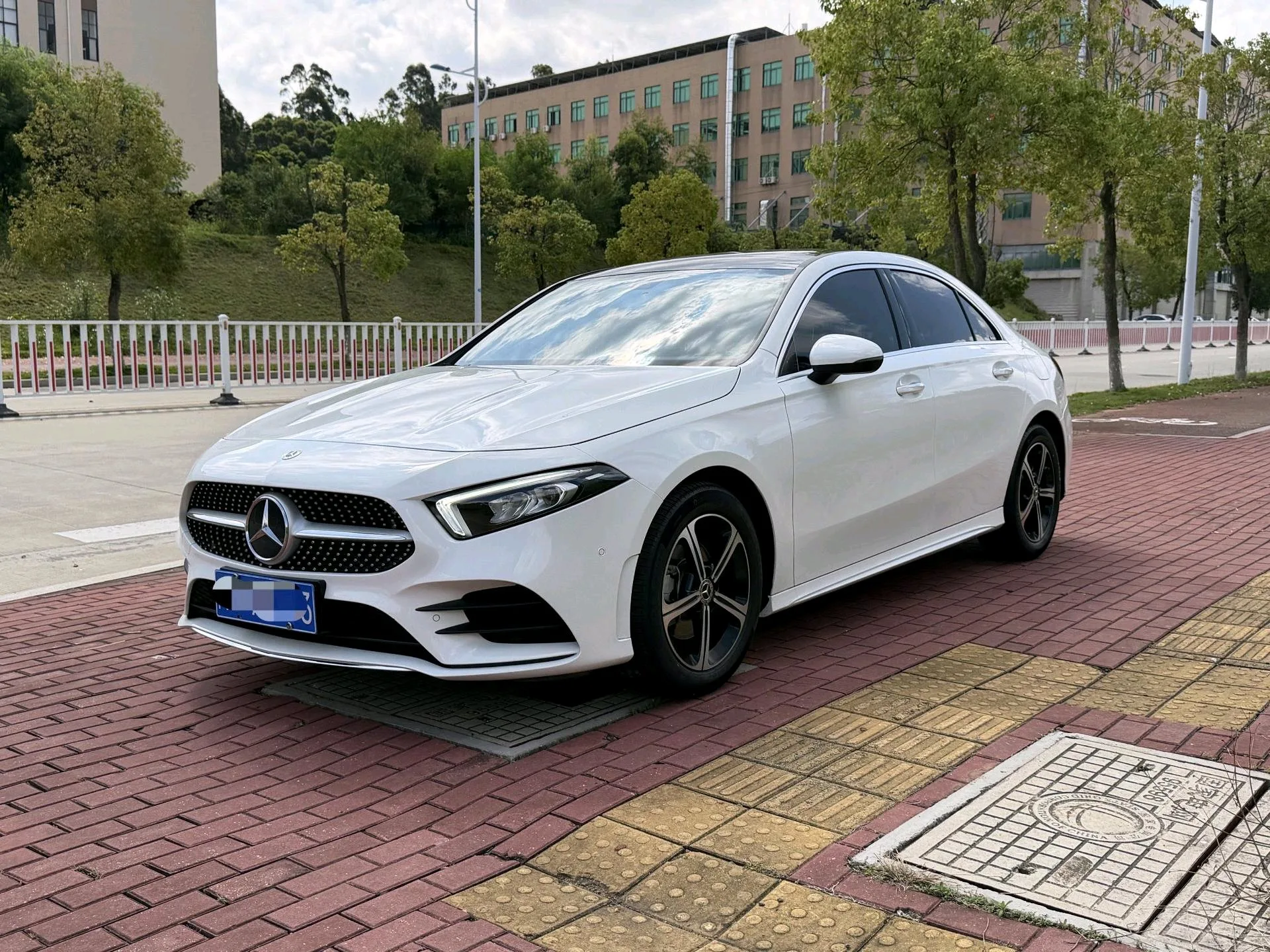 2022 Mercedes-Benz A-Class A 180 L