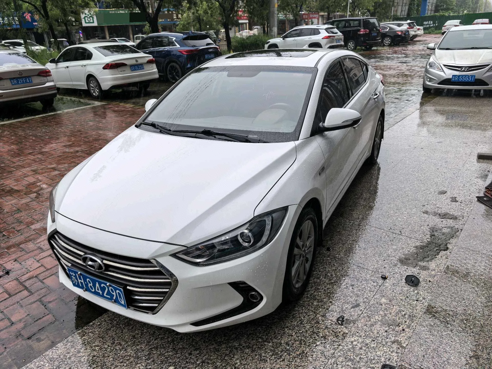 Hyundai Elantra 2016 1.4T Dual-Clutch Dynamic & Vitality Edition
