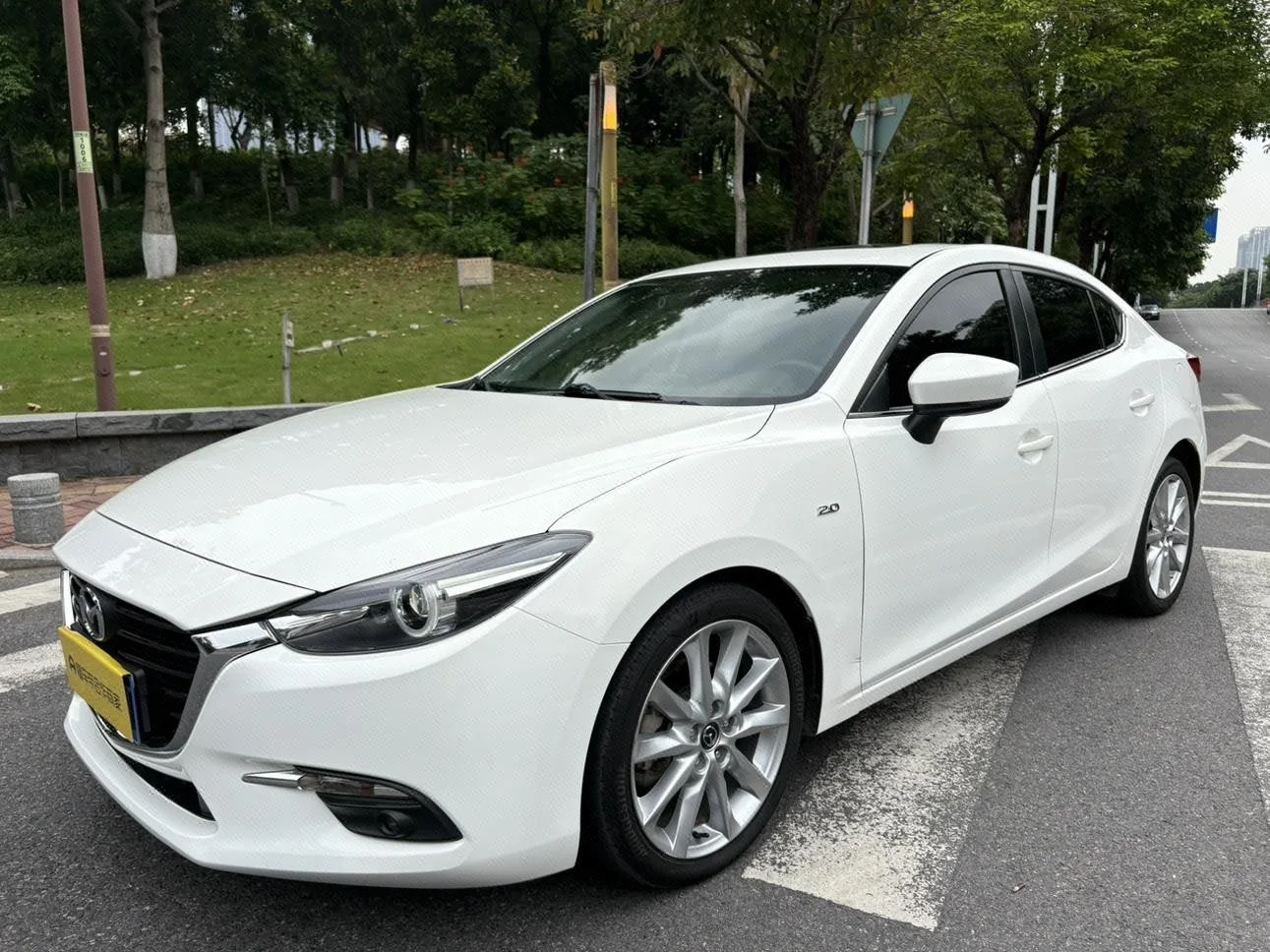Mazda3 Axela 2017 Sedan 2.0L Automatic Premium (China V Emission Standard)