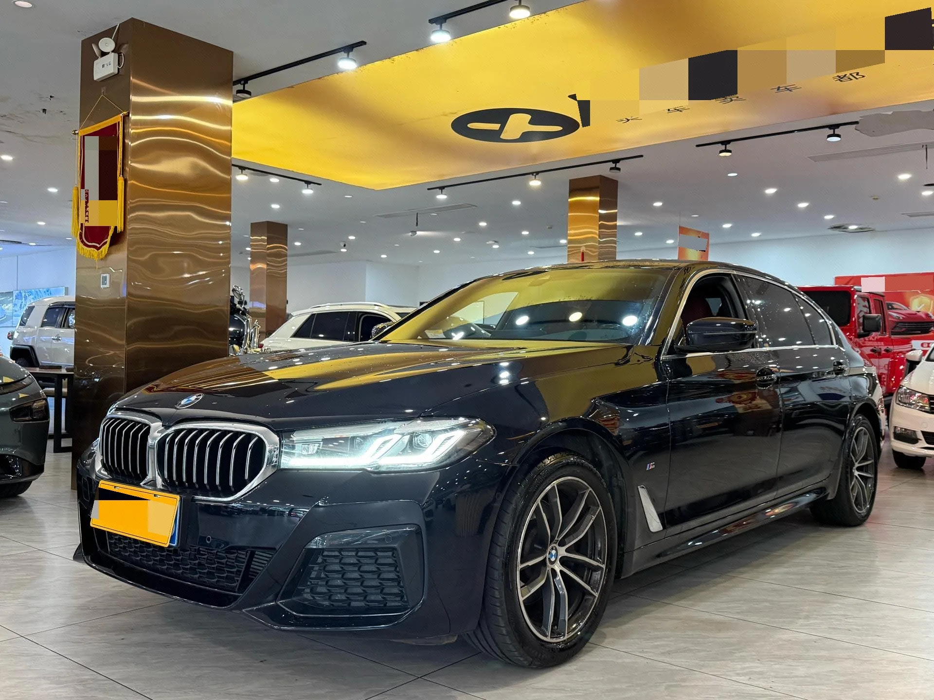 BMW 5 Series 2022 Facelift II 525Li M Sport Package
