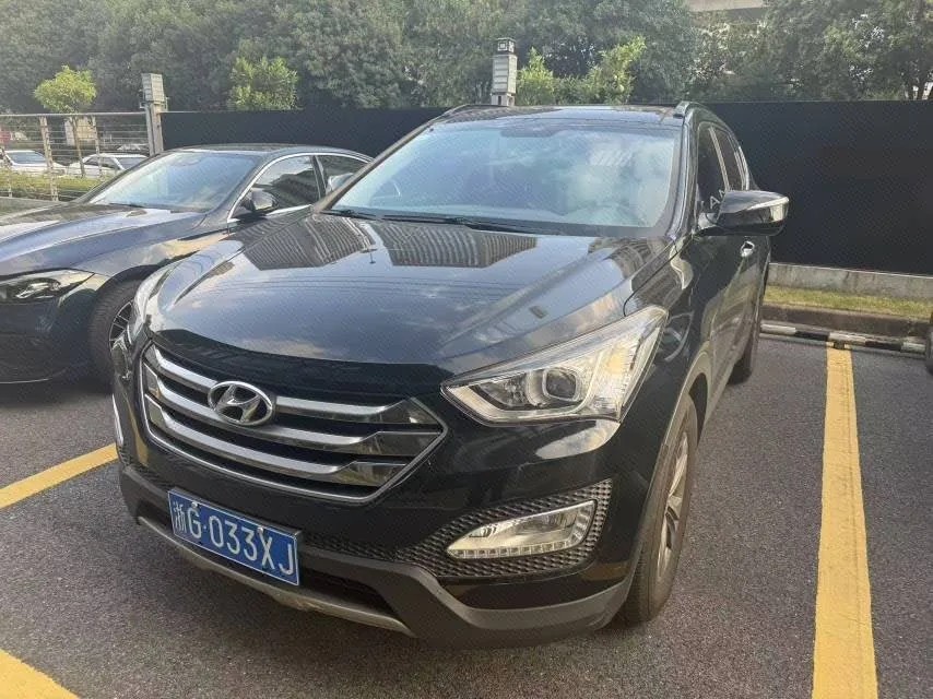 Santa Fe 2015 2.0T Automatic 2WD Smart 5-Seater