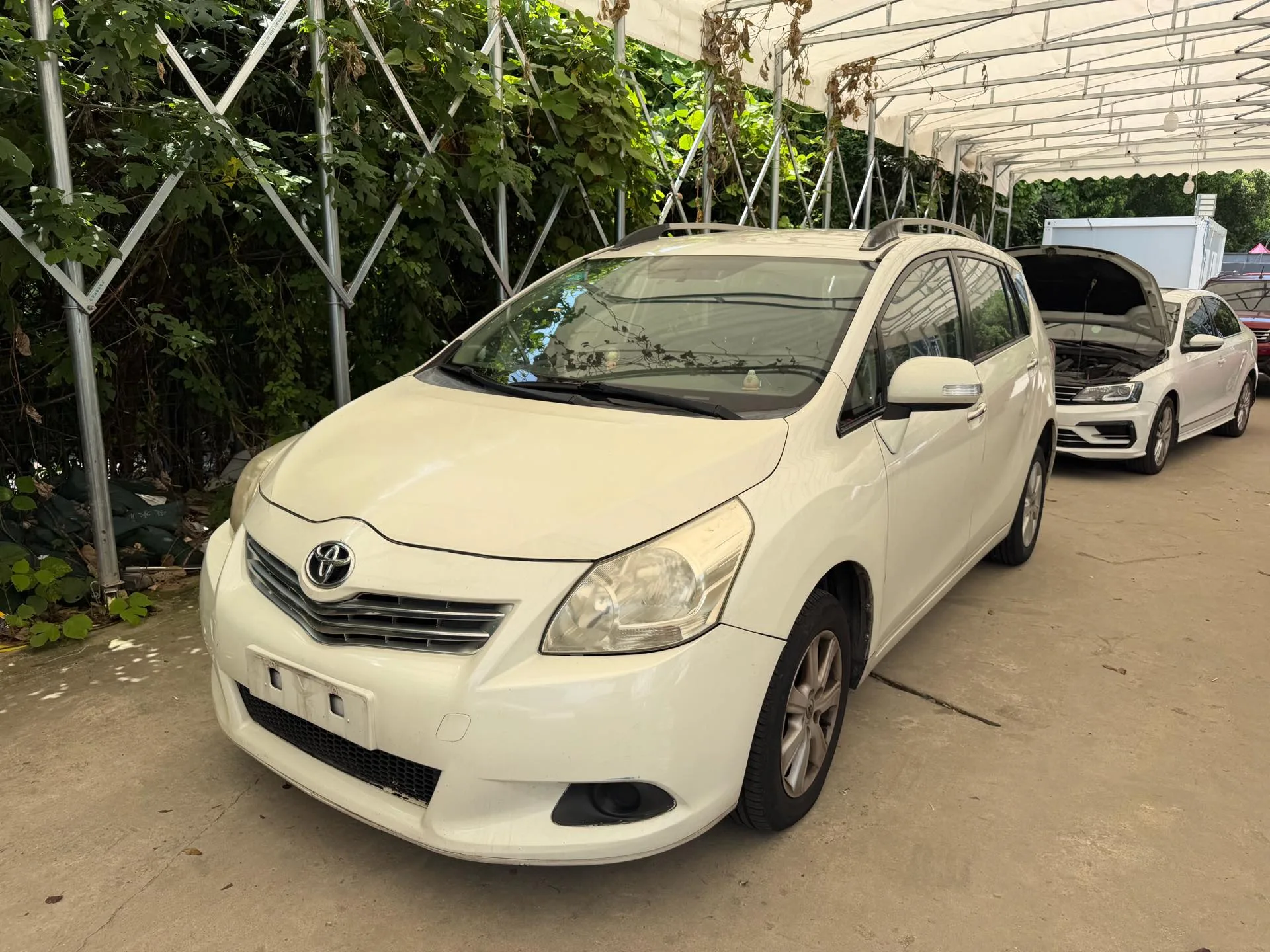 Yizhi 2014 Star Glory 180E CVT Elite Edition