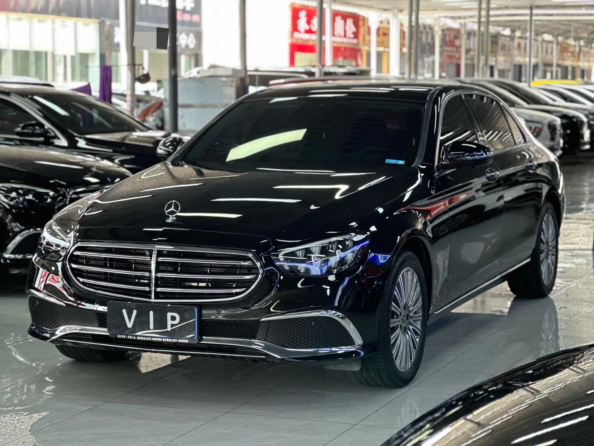 Mercedes-Benz E-Class 2023 E 300 L Fashion Edition