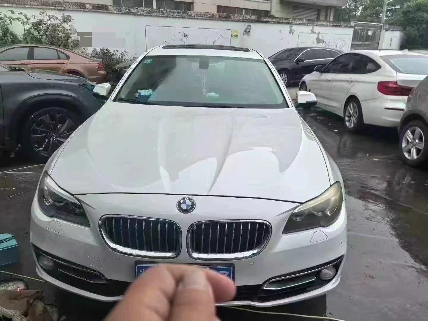 2014 BMW 5 Series 525Li Luxury Design Package