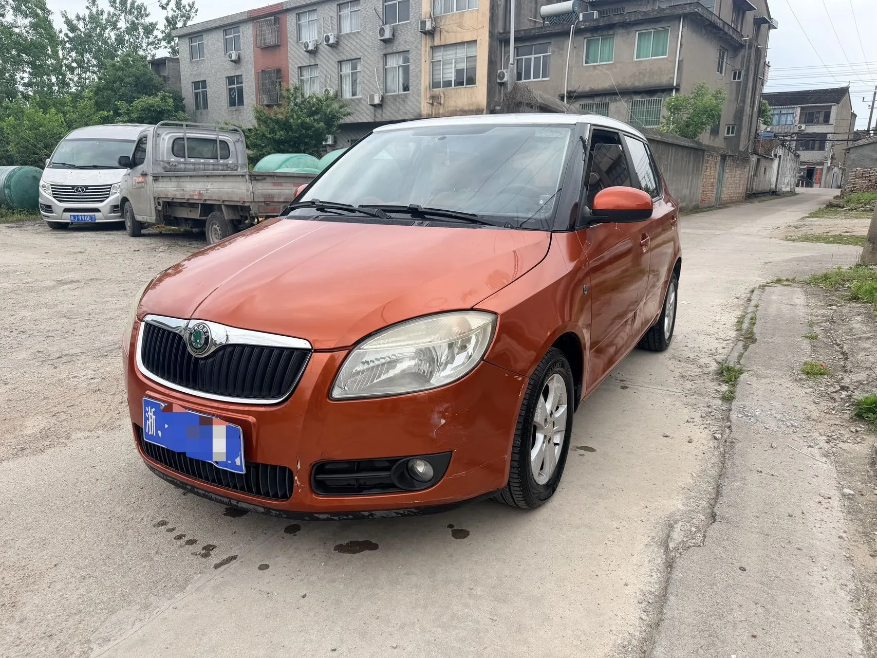 Fabia 2011 1.4L Automatic Cool Edition