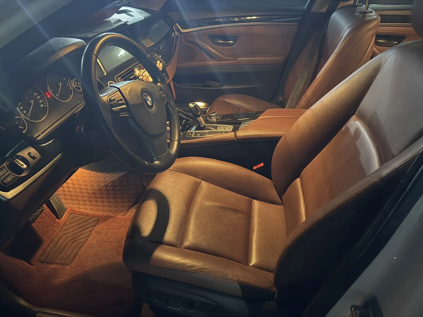BMW 5 Series (Imported) 2014 Model Year 520i Elegance