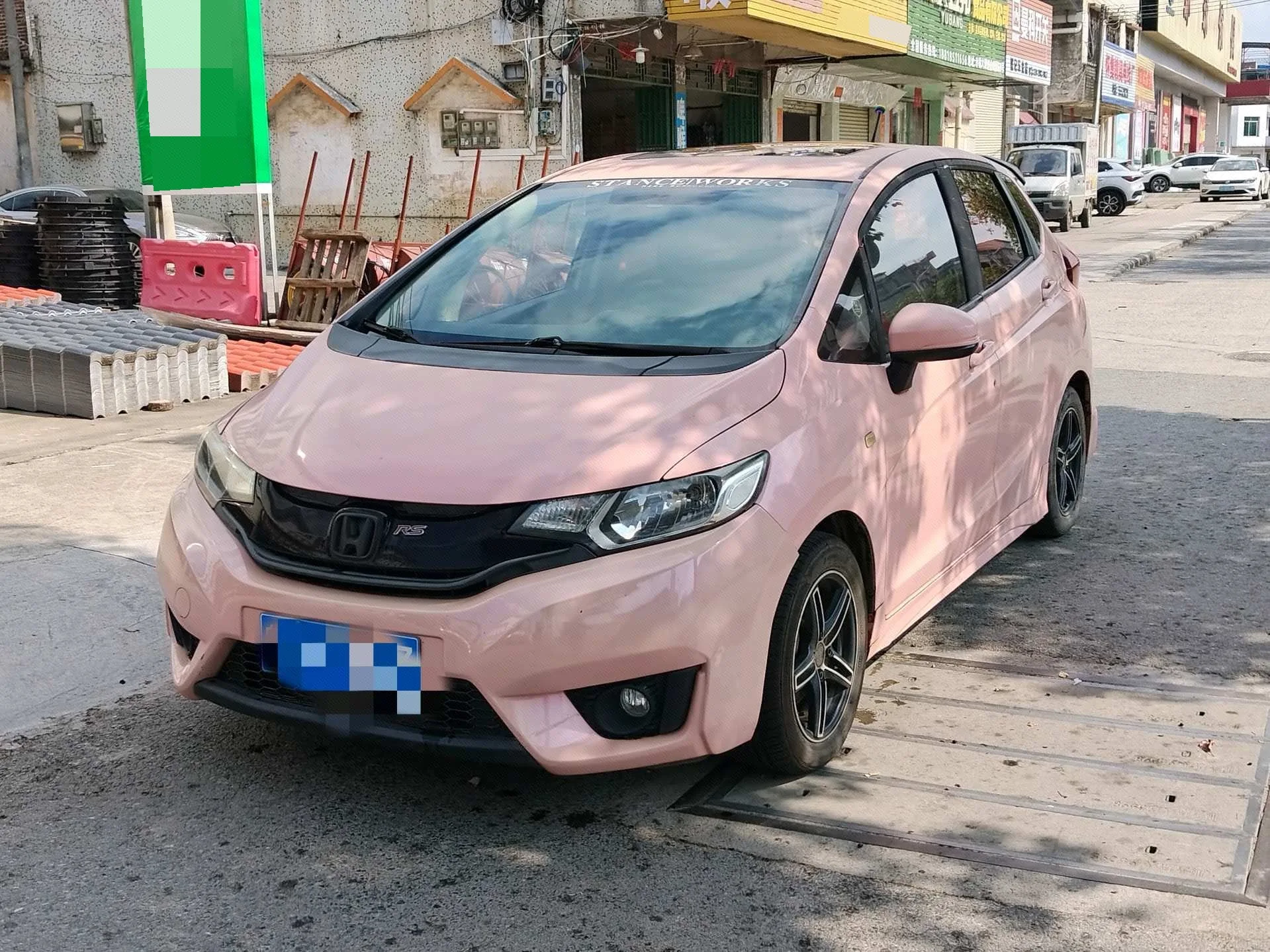 Honda Fit 2016 1.5L LXS CVT Comfort Sunroof Edition