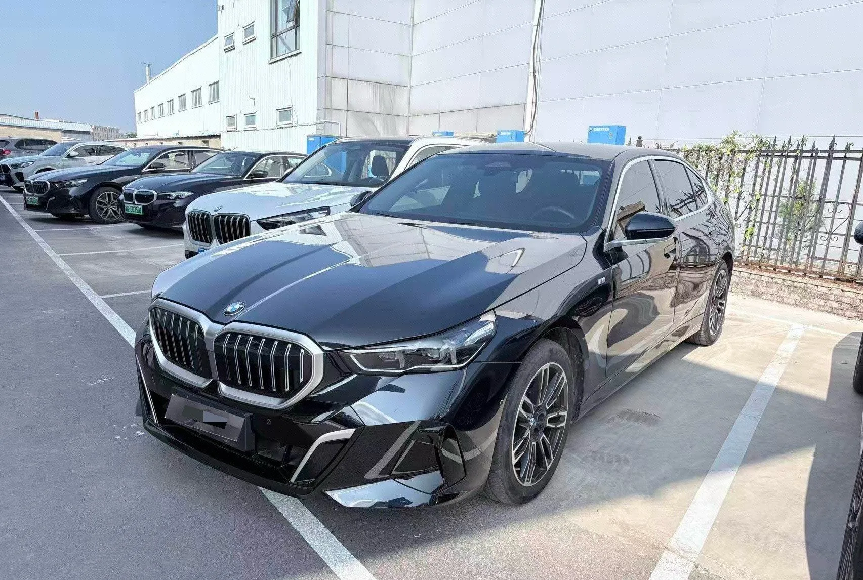 2024 BMW 5 Series 525Li 2.0T M Sport Package Automatic