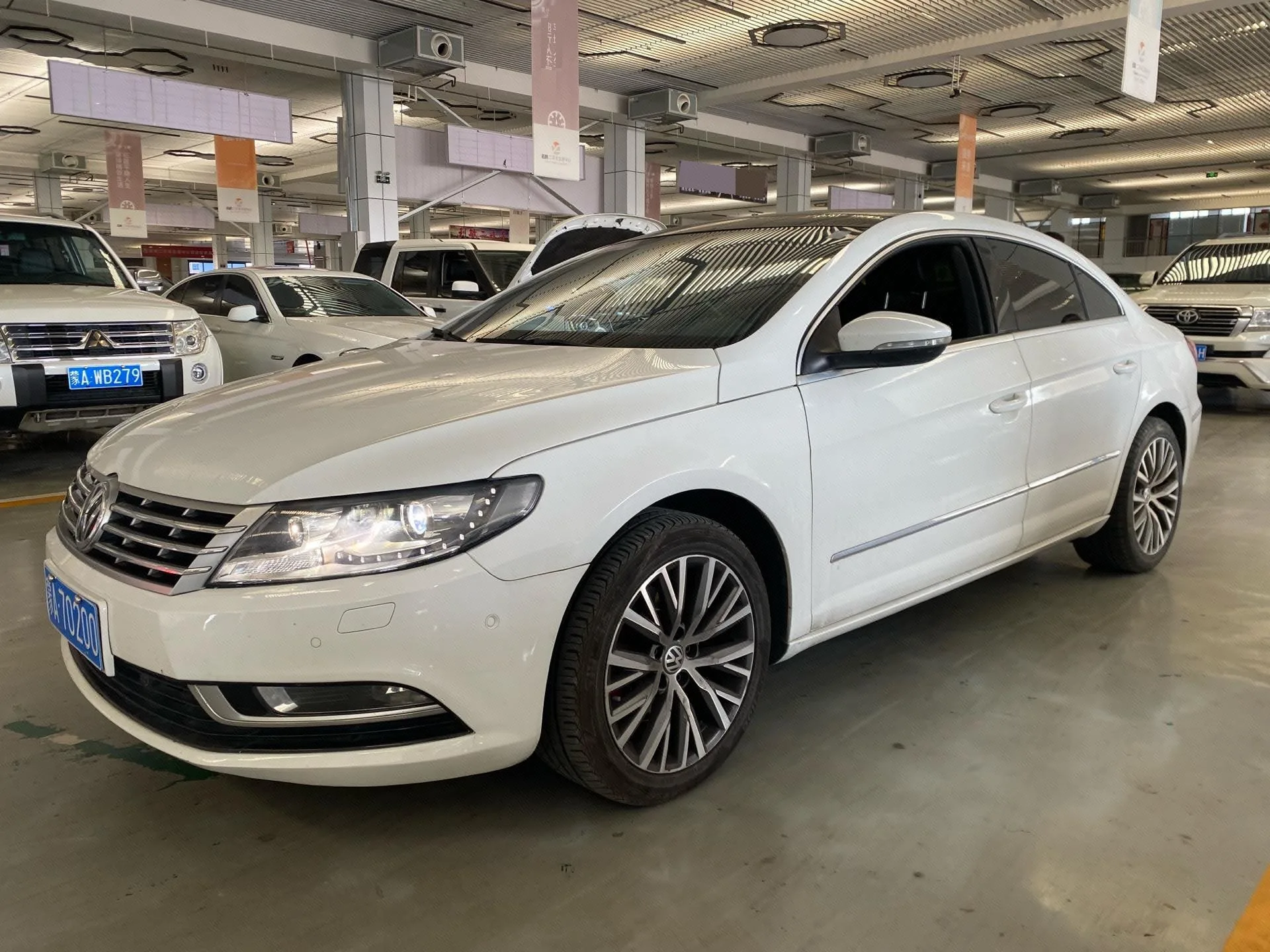 FAW-Volkswagen CC 2016 1.8TSI Luxury Edition