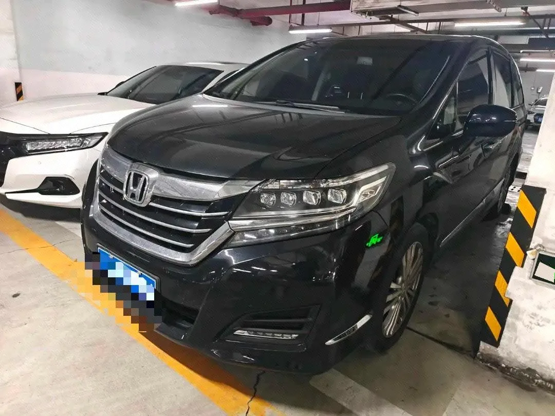 Elysion 2016 2.4L Luxury Edition