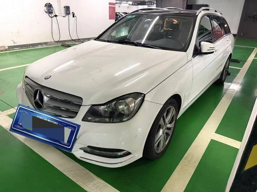 Mercedes-Benz C-Class (Imported) 2011 Model Year C 200 Style Wagon