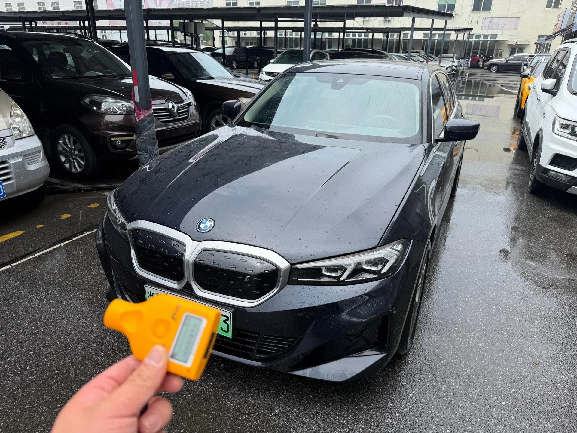 BMW i3 2022 eDrive 35L
