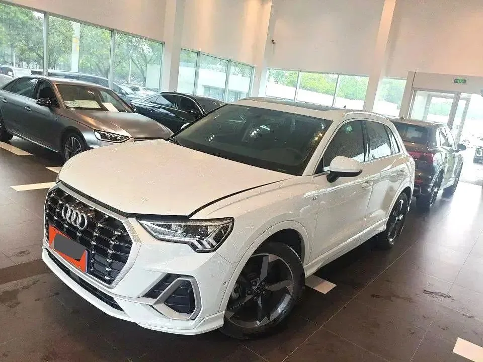 Audi Q3 2022 35 TFSI Fashion Dynamic Edition
