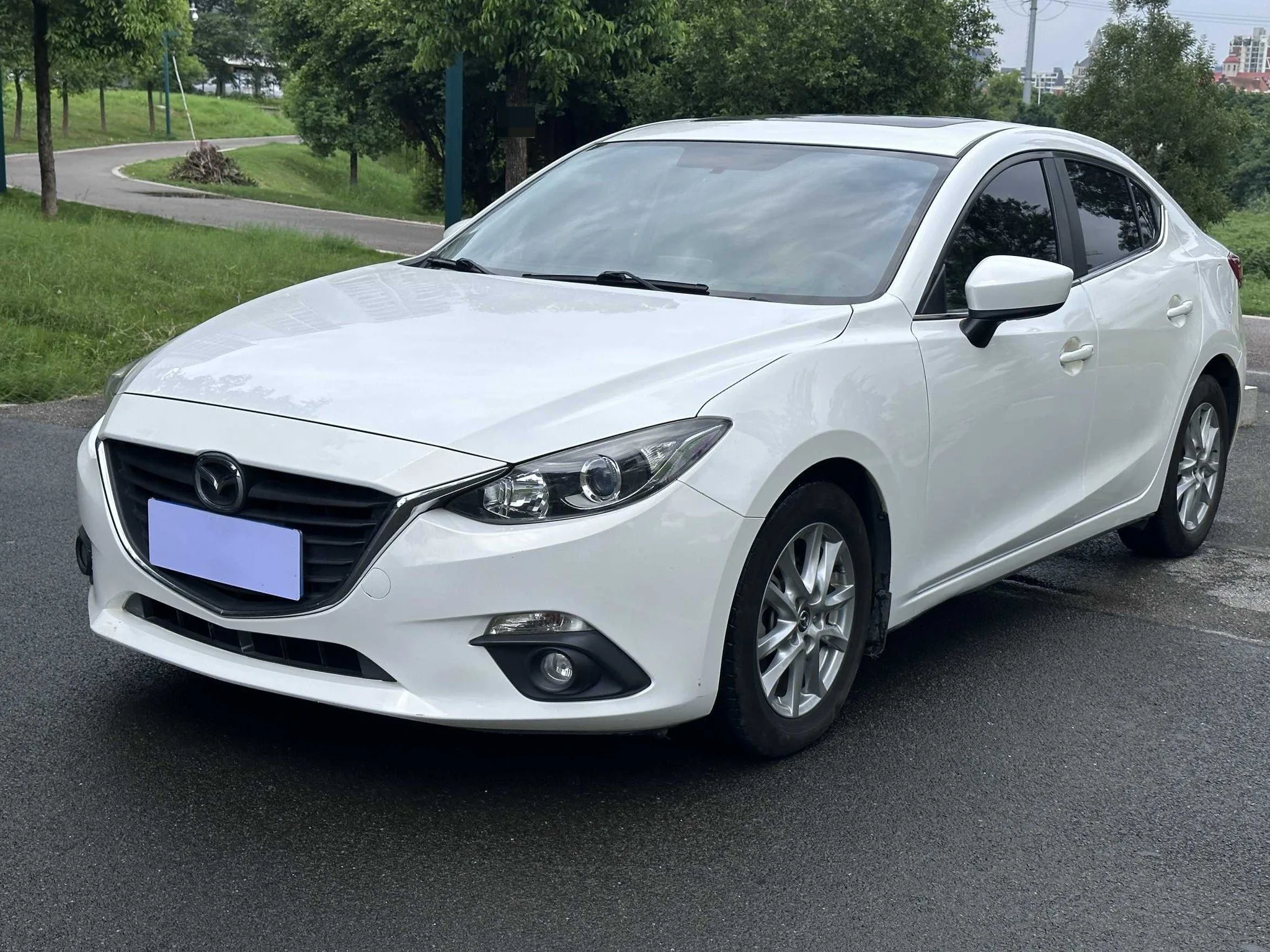 2014 Mazda3 Axela Sedan 1.5L Automatic Premium