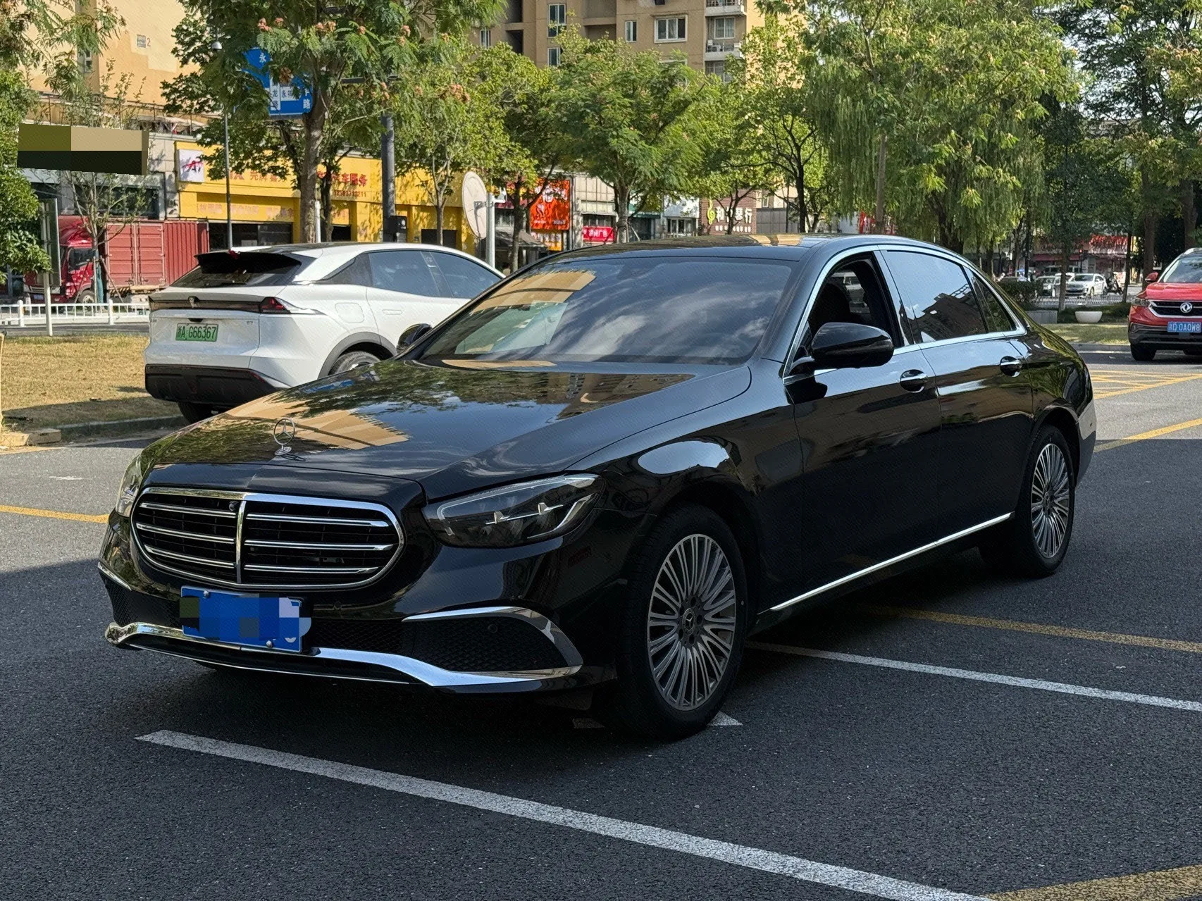 Mercedes-Benz E-Class 2023 E 300 L Luxury