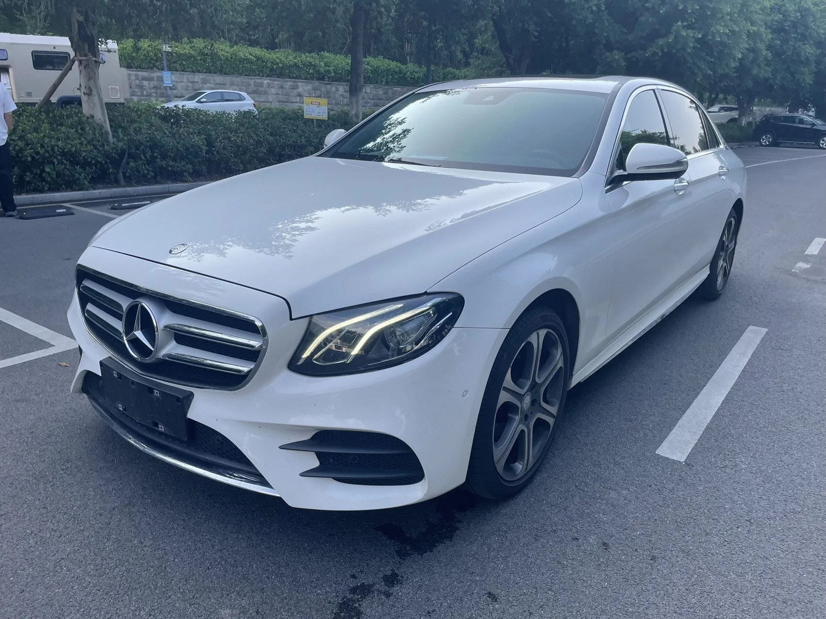 Mercedes-Benz E-Class 2017 E 300 L Sport Style