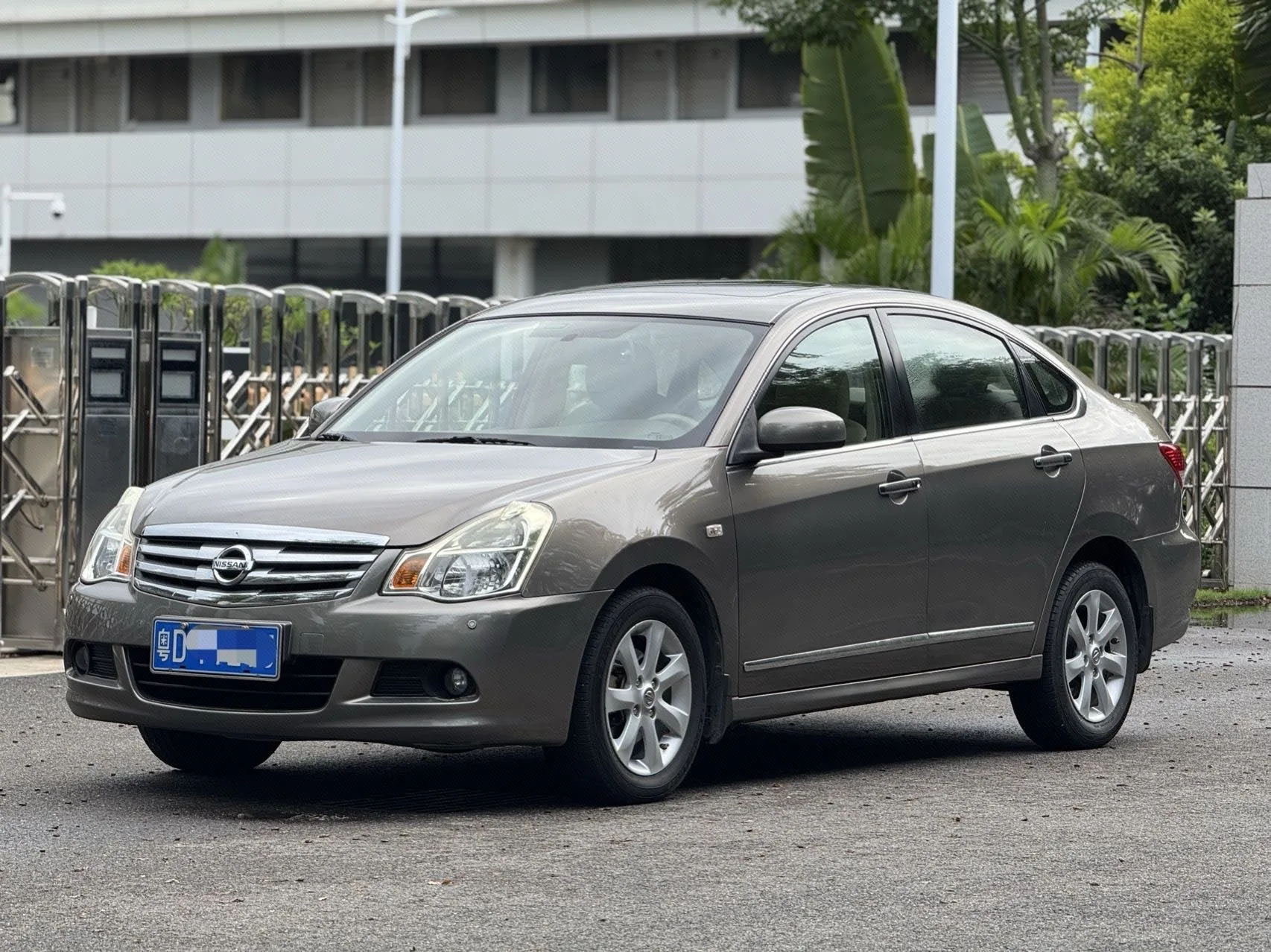2009 Nissan Sylphy 1.6XL Automatic Luxury Sunroof Edition