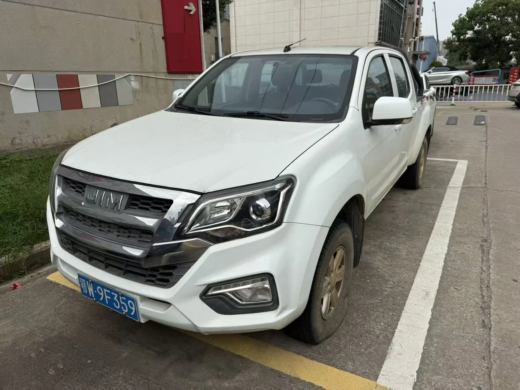 Isuzu 2022 Rui Mai 2.8T Classic 2WD Comfort Long-Wheelbase Manual Transmission