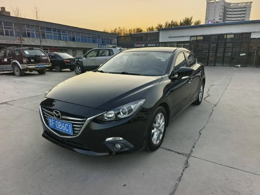 Mazda3 Axela 2014 Sedan 1.5L Automatic Comfort