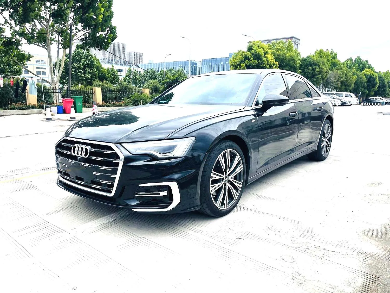 Audi A6L 2022 Facelift 45 TFSI Dynamic Edition