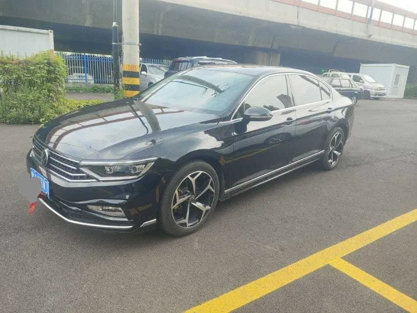 Volkswagen 2023 Magotan 2.0TSI 330TSI 2 Millionth Unit Commemorative Edition Leading Model Automatic Transmission