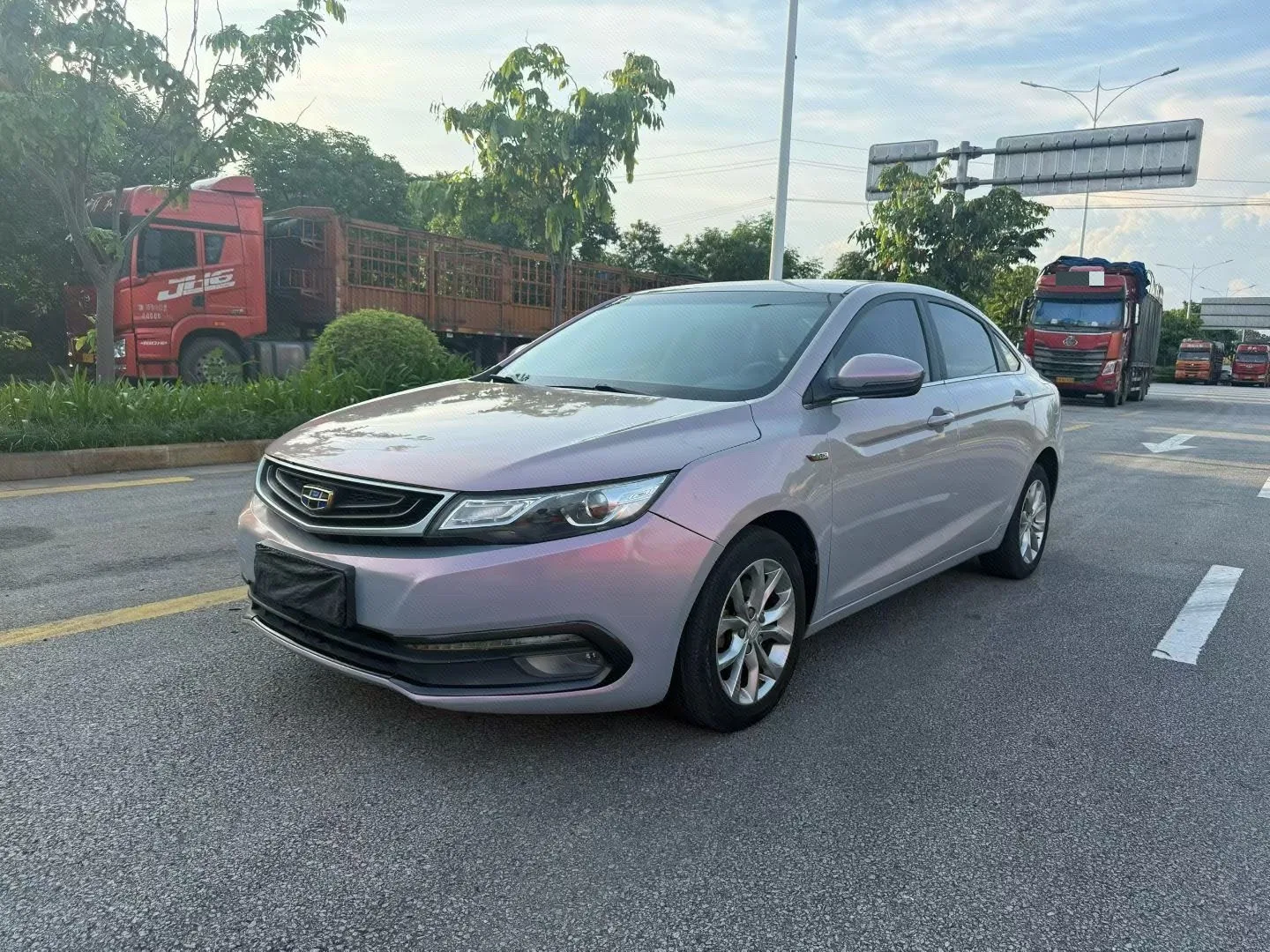 Emgrand GL 2017 Model Year 1.3T DCT Elite
