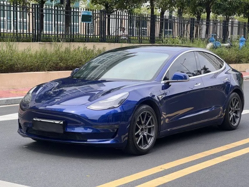 2020 Model 3 Long Range Rear-Wheel Drive