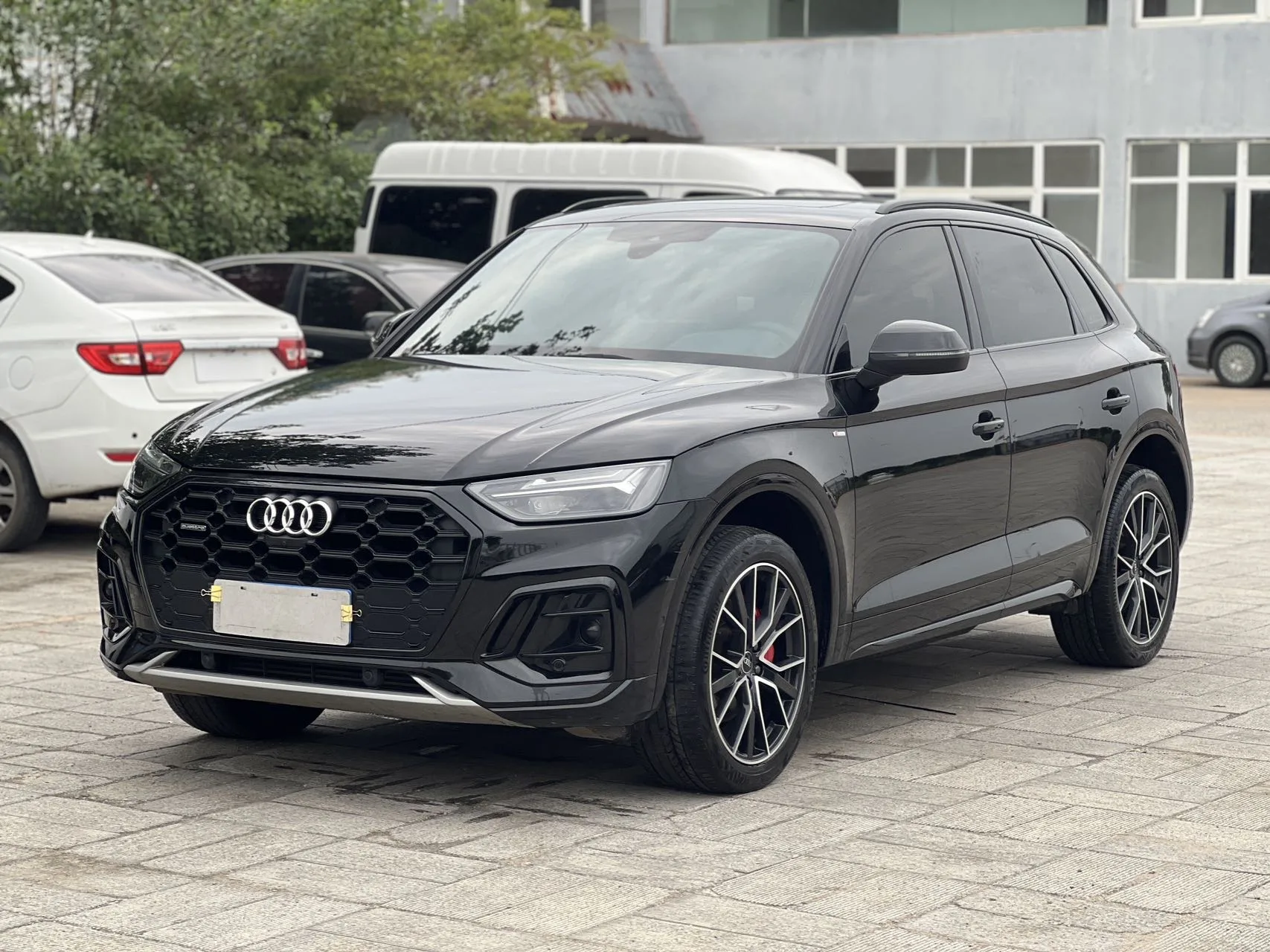 Audi 2024 Q5L 2.0TFSI 45TFSI Luxury Dynamic Automatic