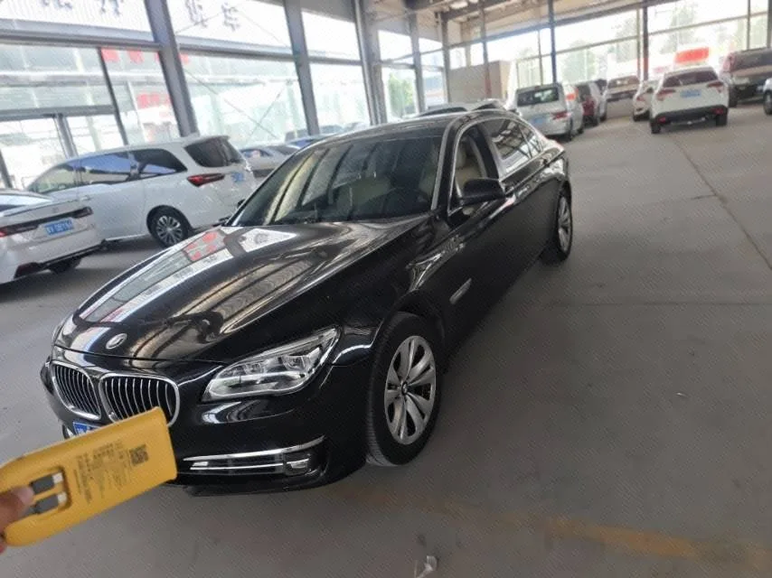 2011 BMW 7 Series 730Li Elegance
