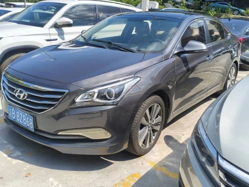 2014 Mistra 1.8L Automatic Premium DLX