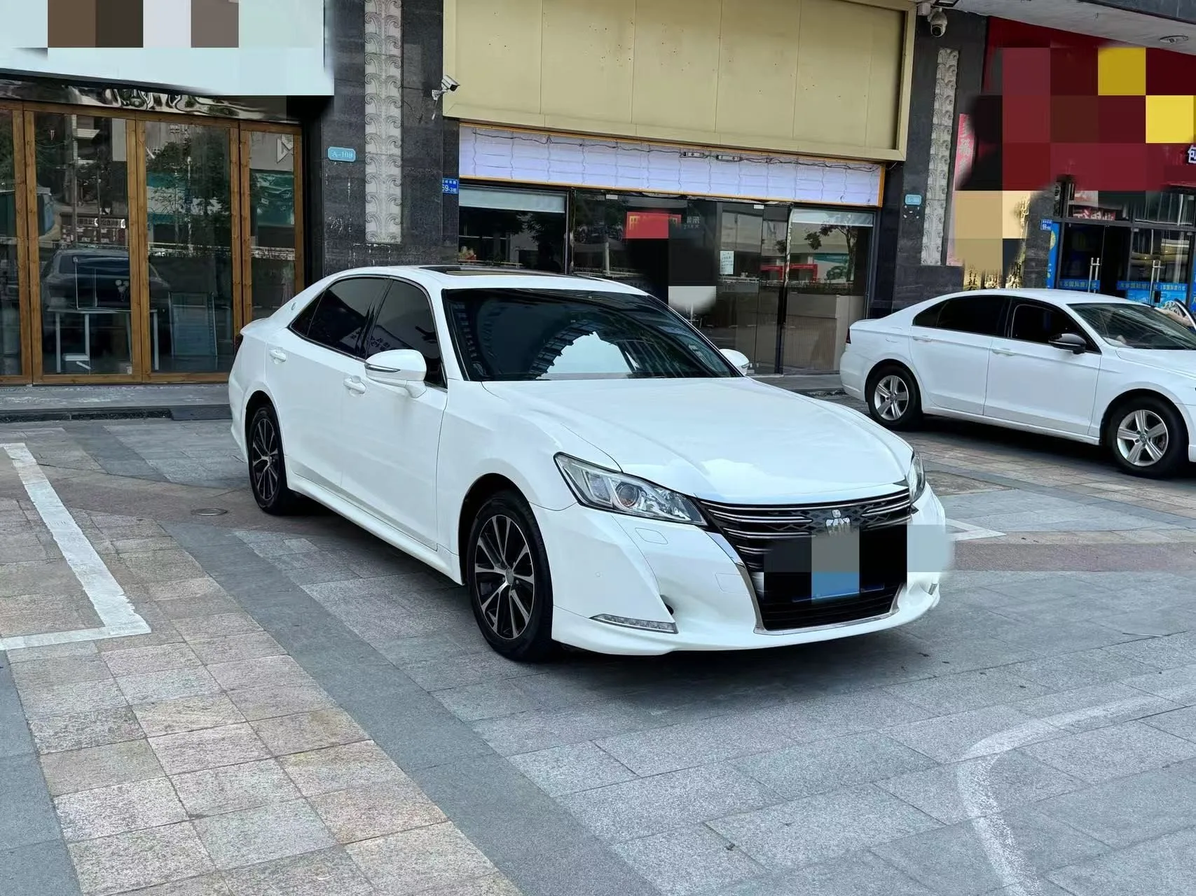 Crown 2018 Model Year 2.0T Fashion Edition
