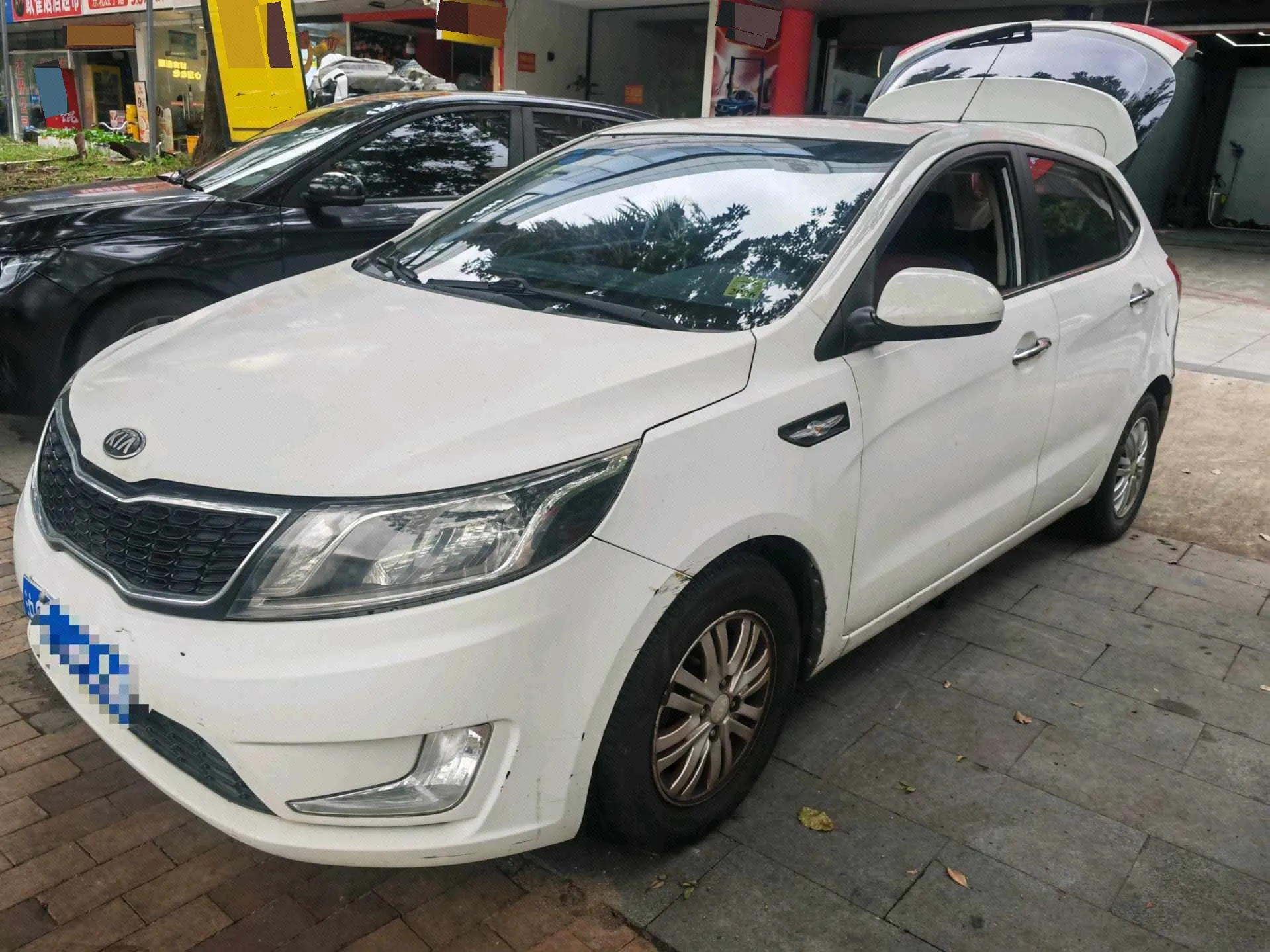 Kia K2 2012 Hatchback 1.4L AT GLS