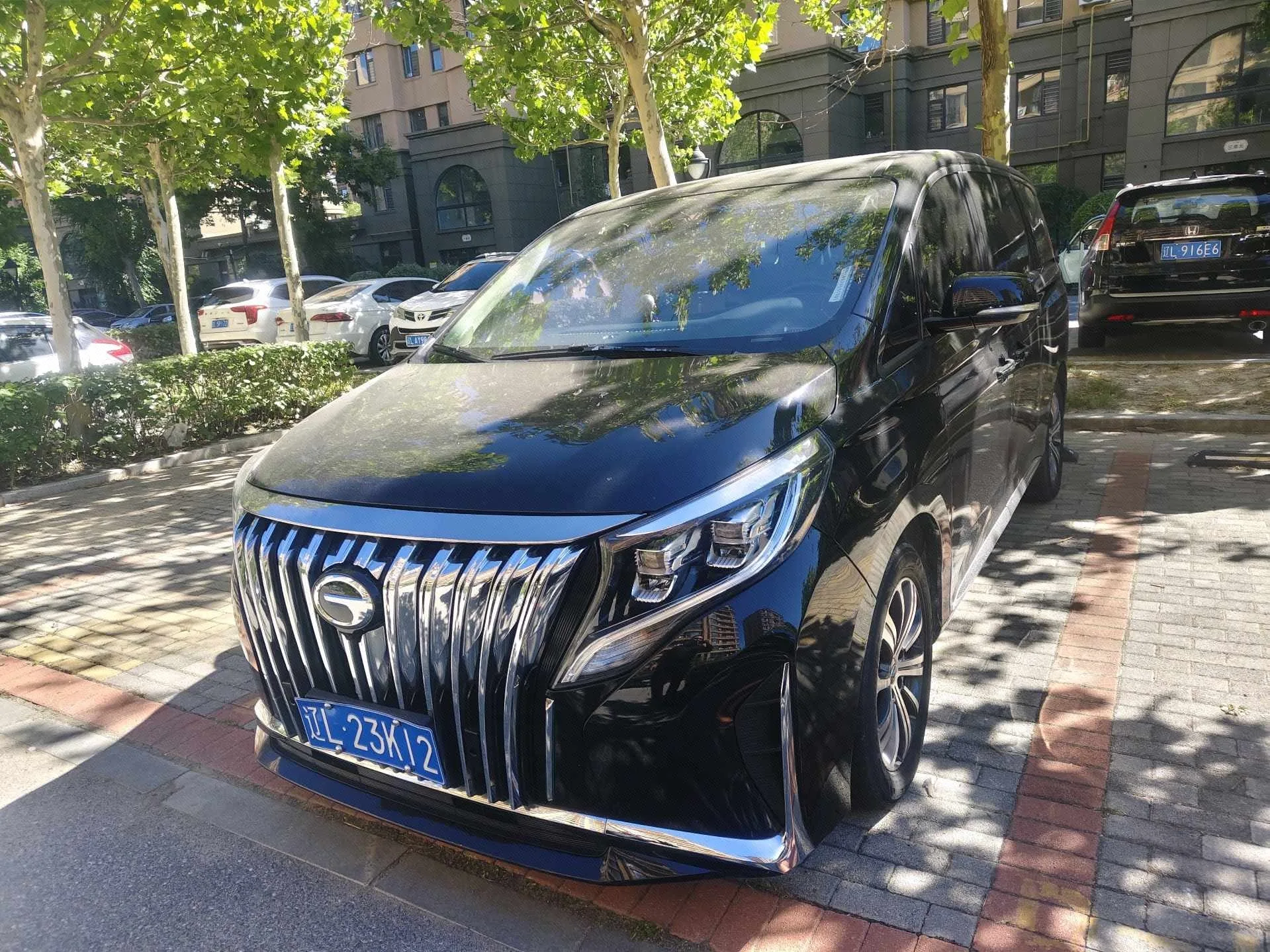 GAC Trumpchi M8 2018 Model Year 320T Premium Edition