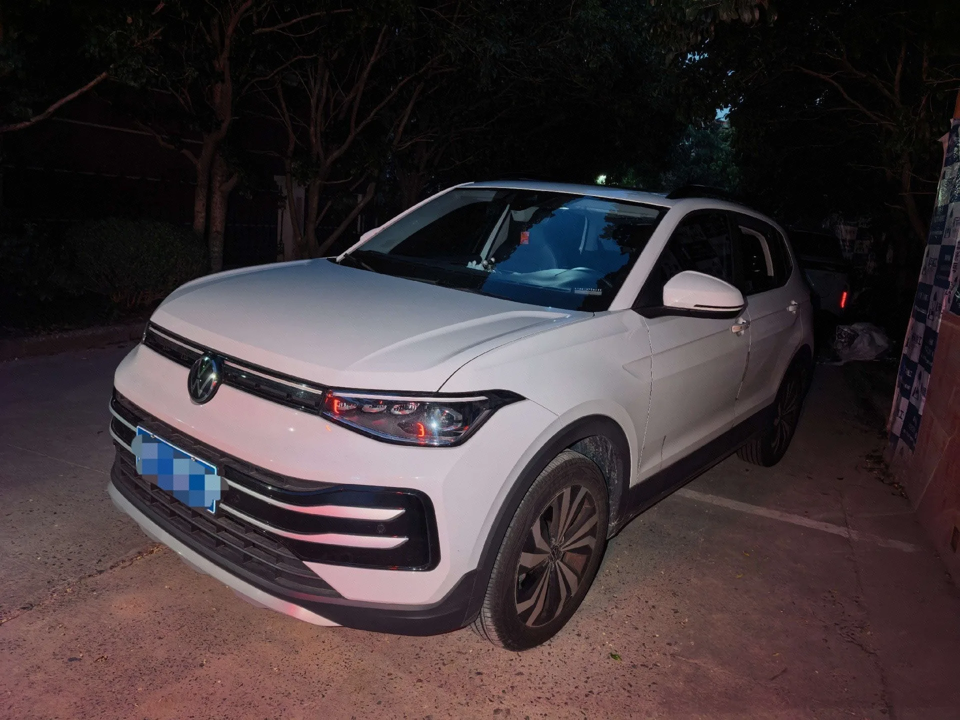 Volkswagen 2025 Tharu New Elite 1.5 Sharp Edition Automatic