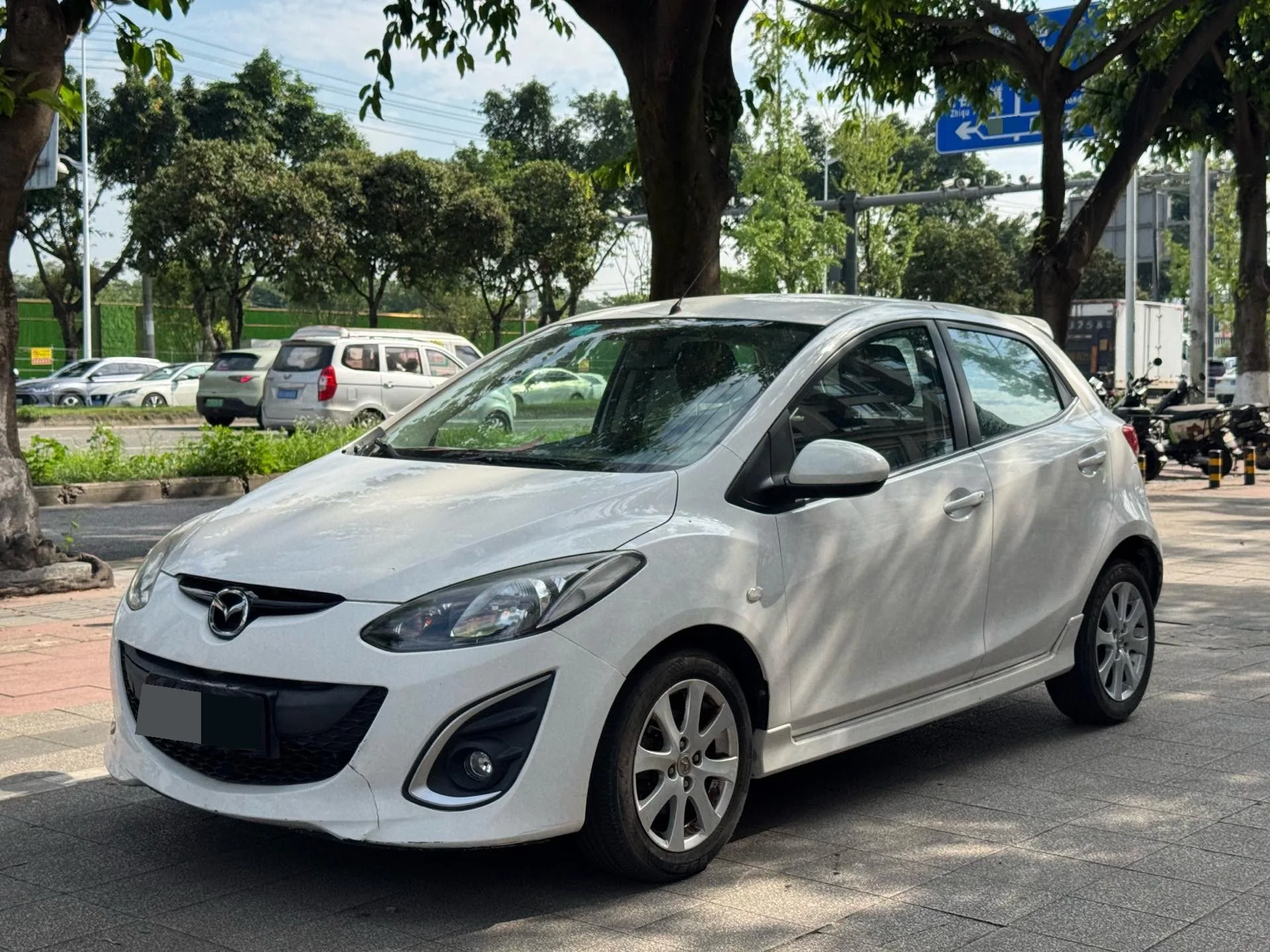 2012 Mazda2 Hatchback "Xuandong" 1.5L Automatic Luxury Edition