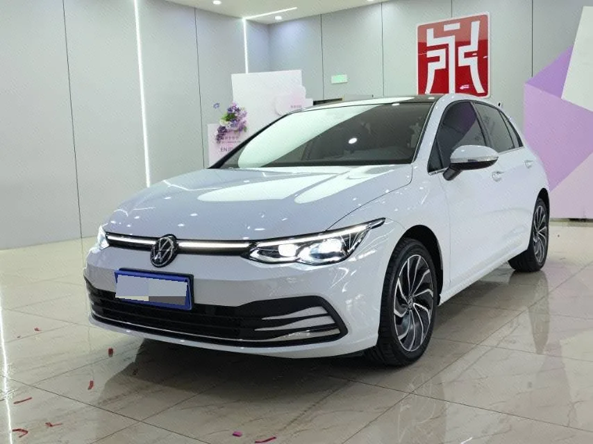 Volkswagen 2024 Golf 8 PRO 1.4TSI Expert Edition, Automatic Transmission