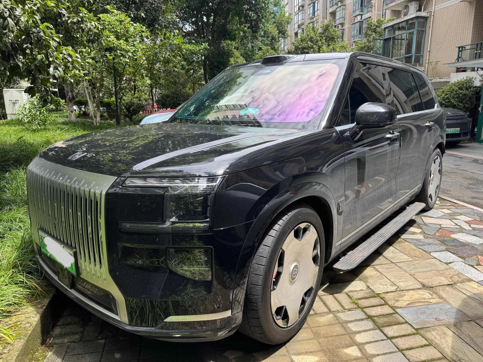 Jike 2025 Model Jike 9X 2.0T Hyper Edition 70kWh Automatic