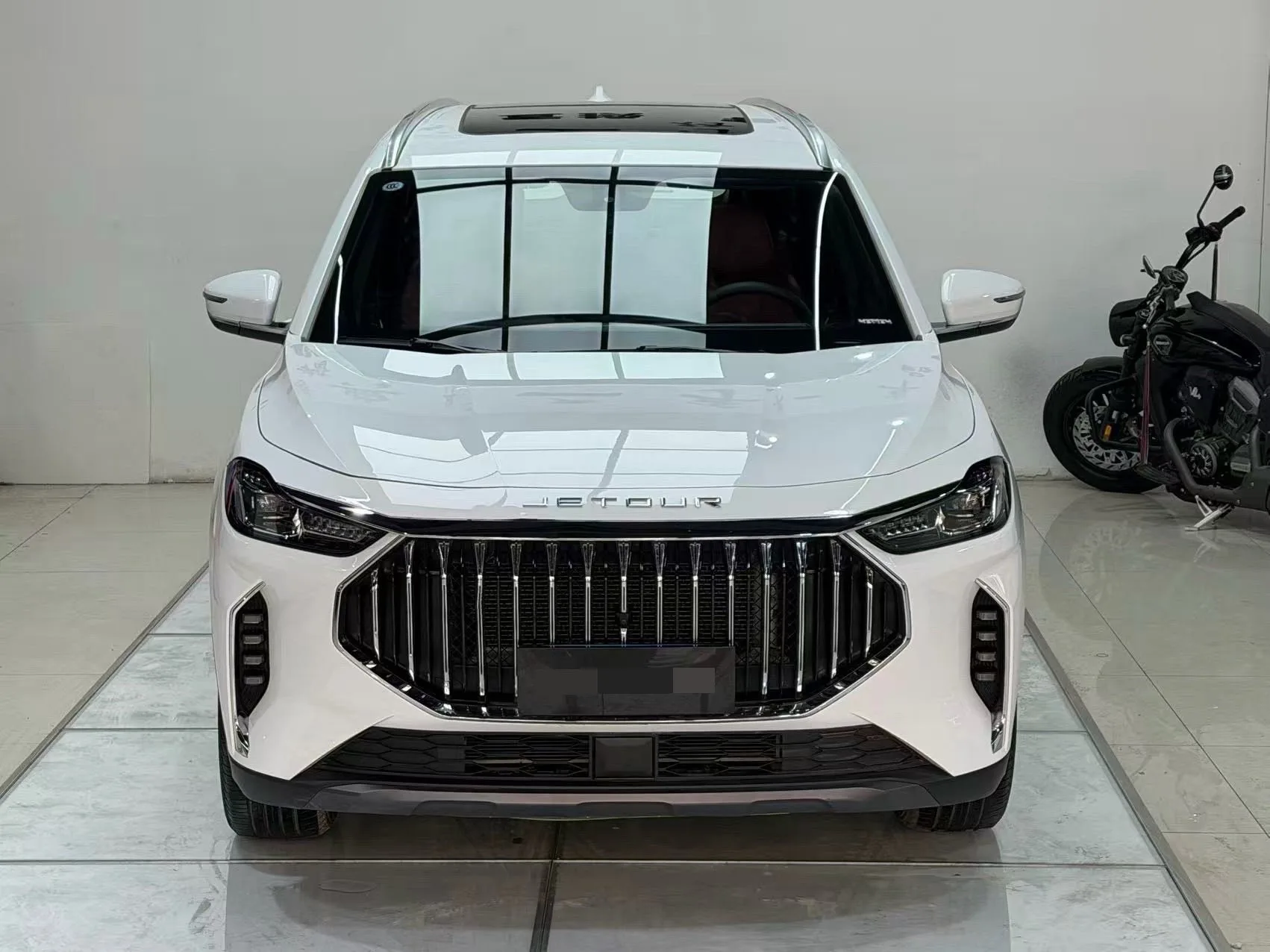 Jietu 2025 X70 PLUS 1.5T Champion Edition MAX+ 7-Seater Automatic Transmission