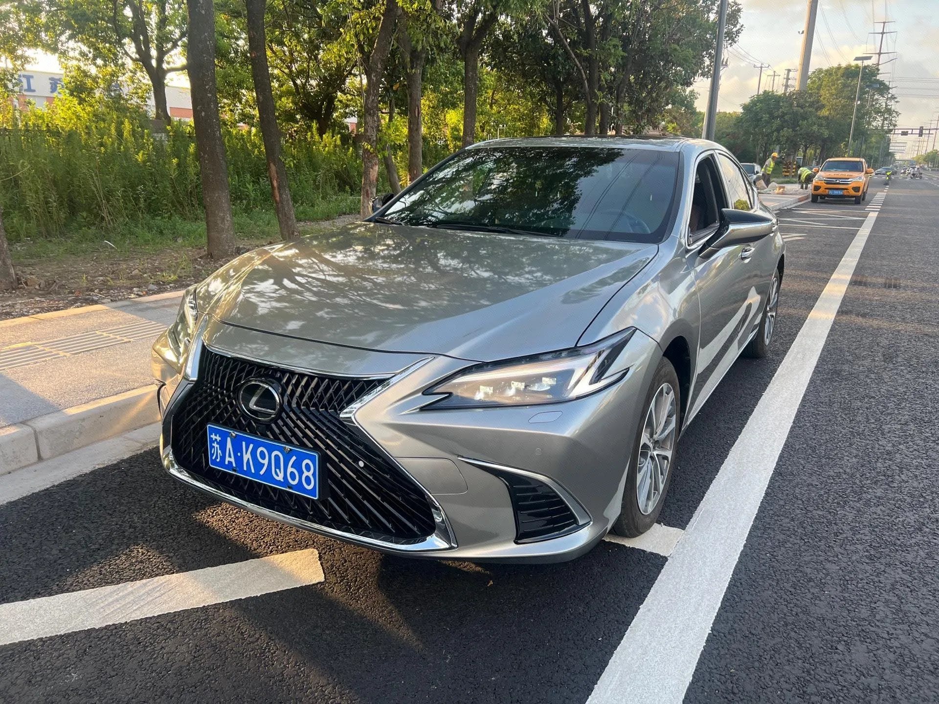Lexus ES (Imported) 2025 ES200 2.0 CVT Special Edition Automatic