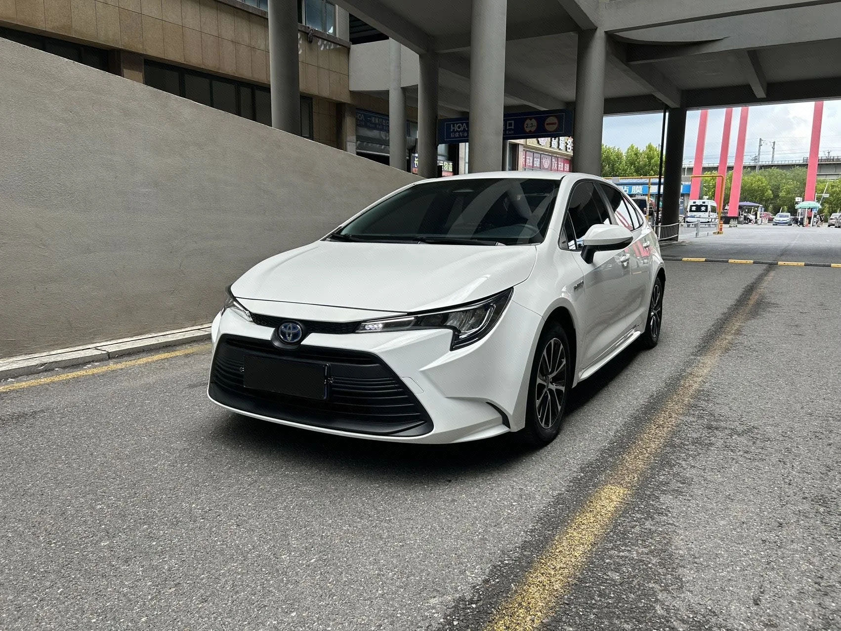 Toyota 2023 Corolla Hybrid 1.8 CVT Intelligent Electric Hybrid Leading Edition Automatic Transmission