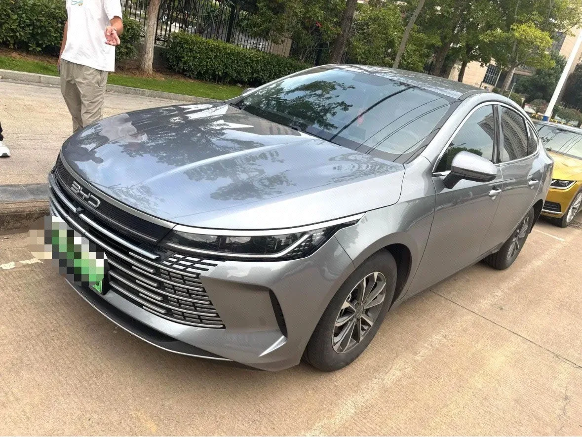 BYD 2023 Destroyer 05 DM-i 1.5 CVT 55KM Champion Edition Luxury Automatic