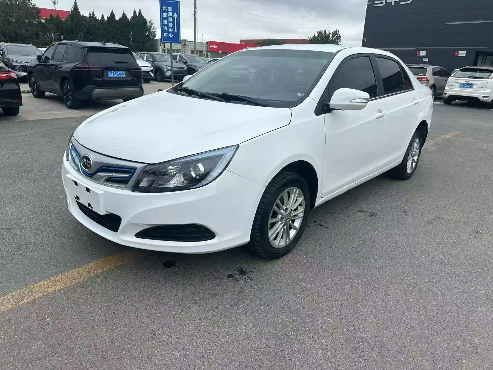 BYD e5 2018 Model Year 450 Smart Connect Enjoy Edition